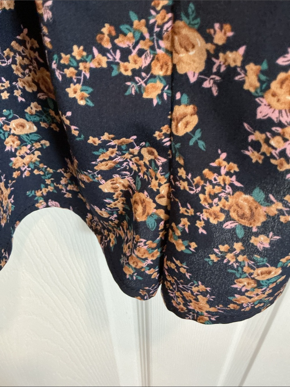 SHEIN Black Floral Short Sleeve Romper - Picture 5 of 6